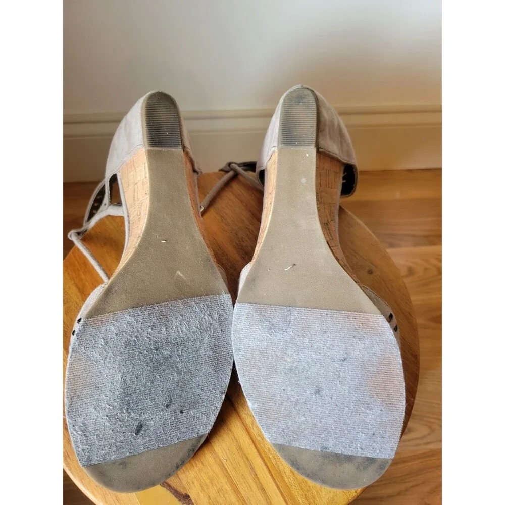 Madden Girl Boho Strappy Lace-Up Suede Cork Wedge Sandals Light Taupe Size 9